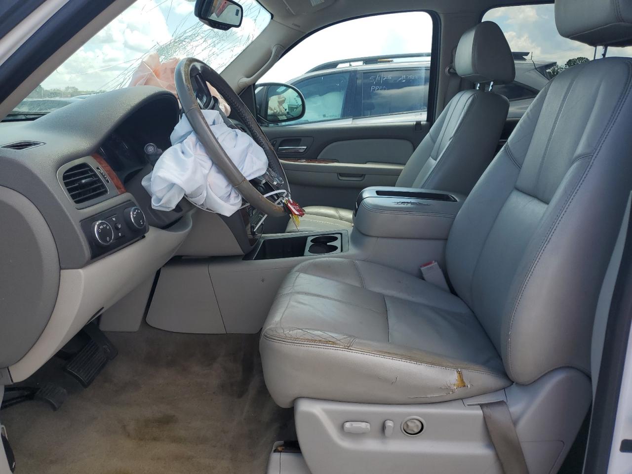 2008 Chevrolet Suburban K1500 Ls VIN: 3GNFK16358G148557 Lot: 55100725