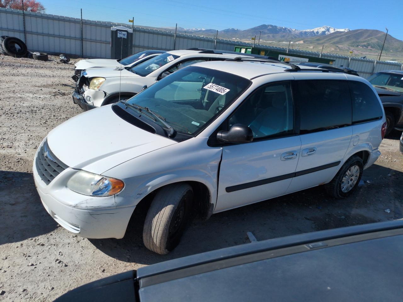 2006 Chrysler Town & Country for Sale in Magna, UT - Front End