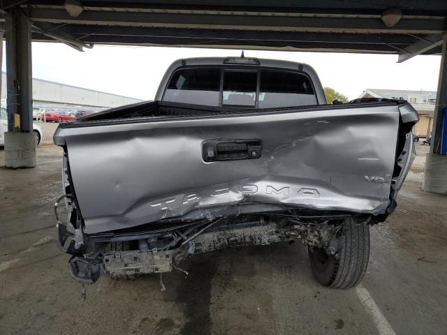  TOYOTA TACOMA 2016 Srebrny