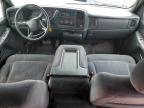 Elgin, IL에서 판매 중인 2000 Chevrolet Silverado K1500 - Front End