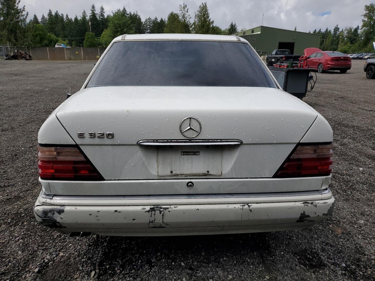 1994 Mercedes-Benz E 320 VIN: WDBEA32E8RC060731 Lot: 59061165