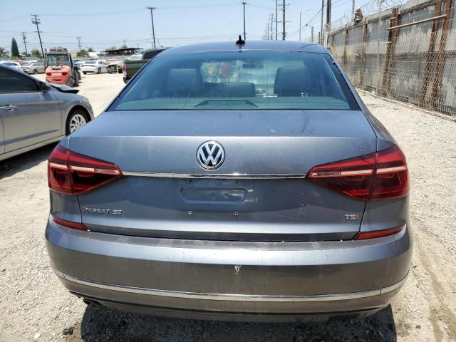  VOLKSWAGEN PASSAT 2018 Szary