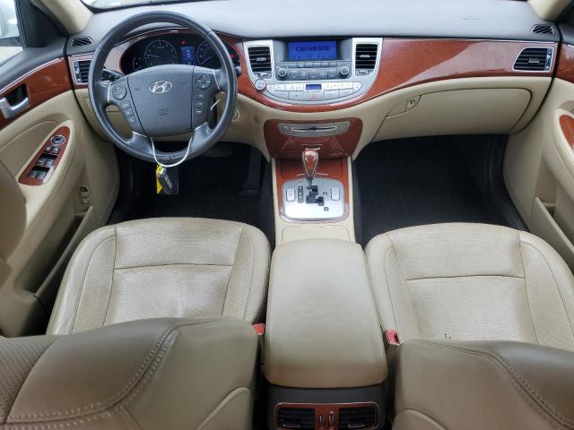 Sedans HYUNDAI GENESIS 2013 Biały