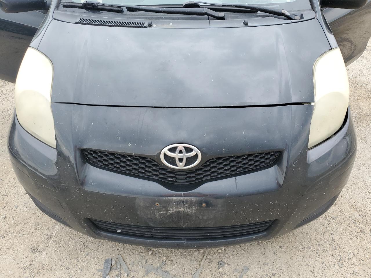 2010 Toyota Yaris VIN: JTDJT4K37A5290297 Lot: 56980175