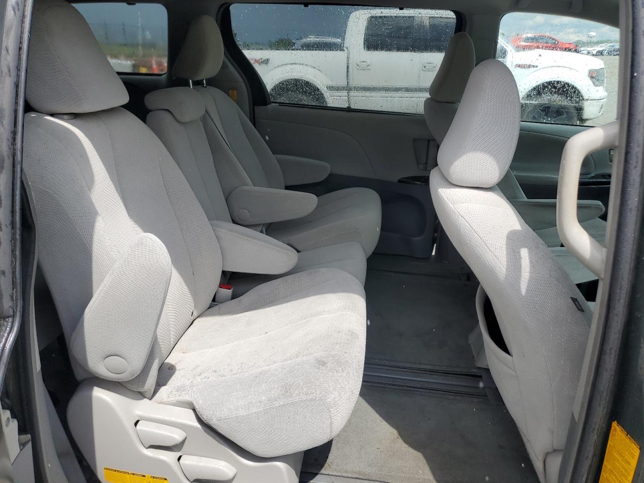 2014 Toyota Sienna Le VIN: 5TDKK3DC3ES475493 Lot: 56949585