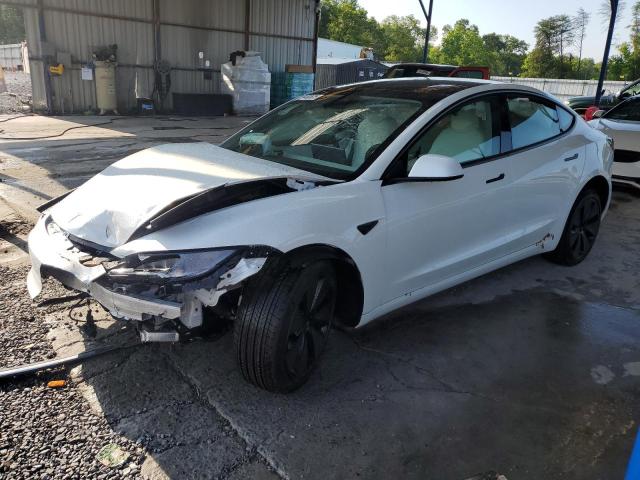 TESLA MODEL 3 2025