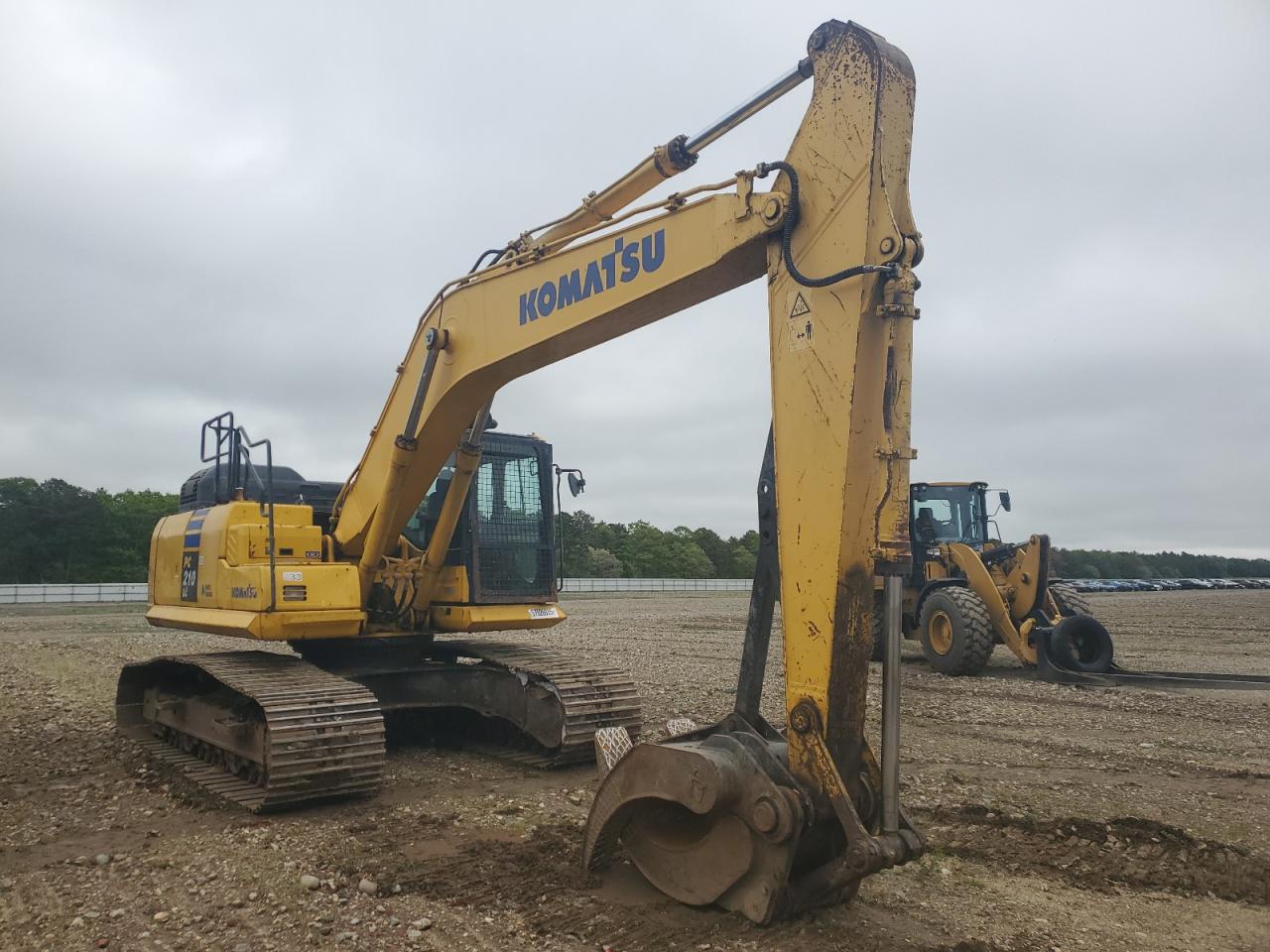 Brookhaven, NY에서 판매 중인 2020 Komatsu Pc210Lc-11 Excavator - Minor Dent/Scratches