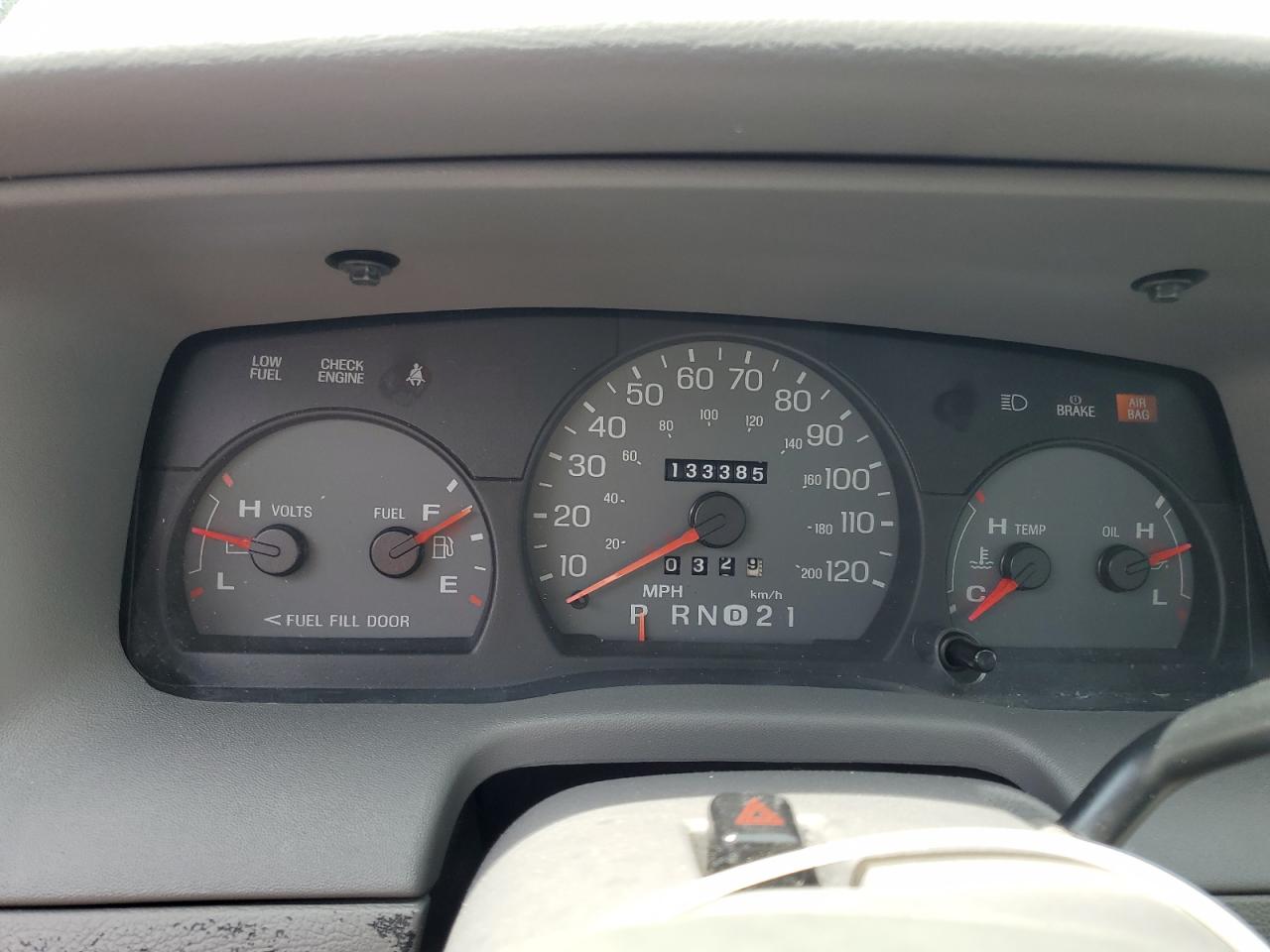 2002 Mercury Grand Marquis Gs VIN: 2MEFM74W62X640335 Lot: 57065615