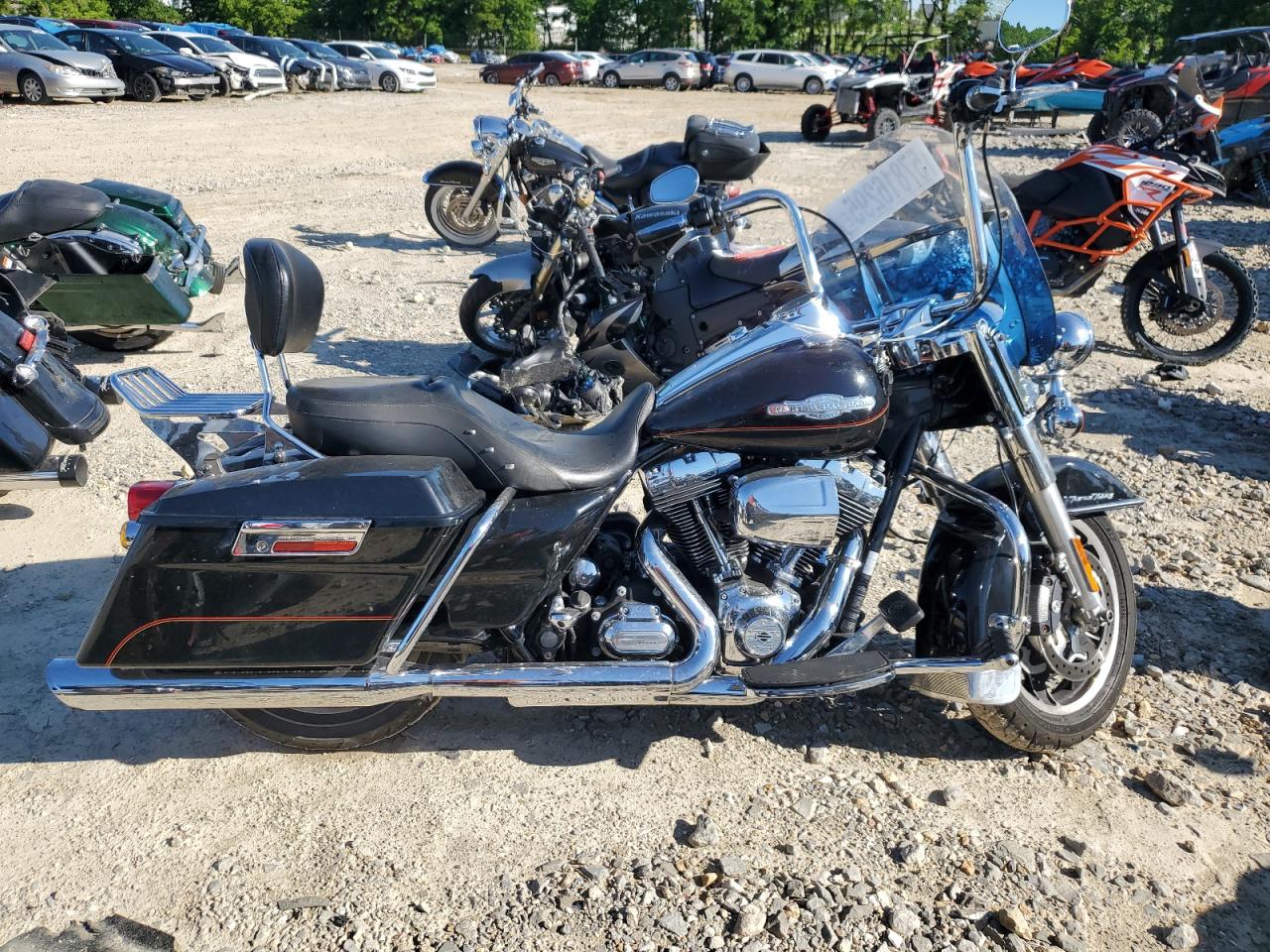 Columbia, MO에서 판매 중인 2013 Harley-Davidson Flhr Shrine - Front End