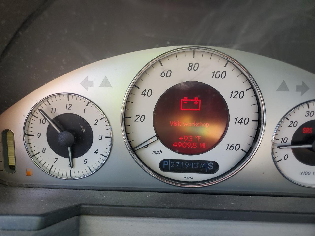 2005 Mercedes-Benz E 320 VIN: WDBUF65J65A649385 Lot: 56427365