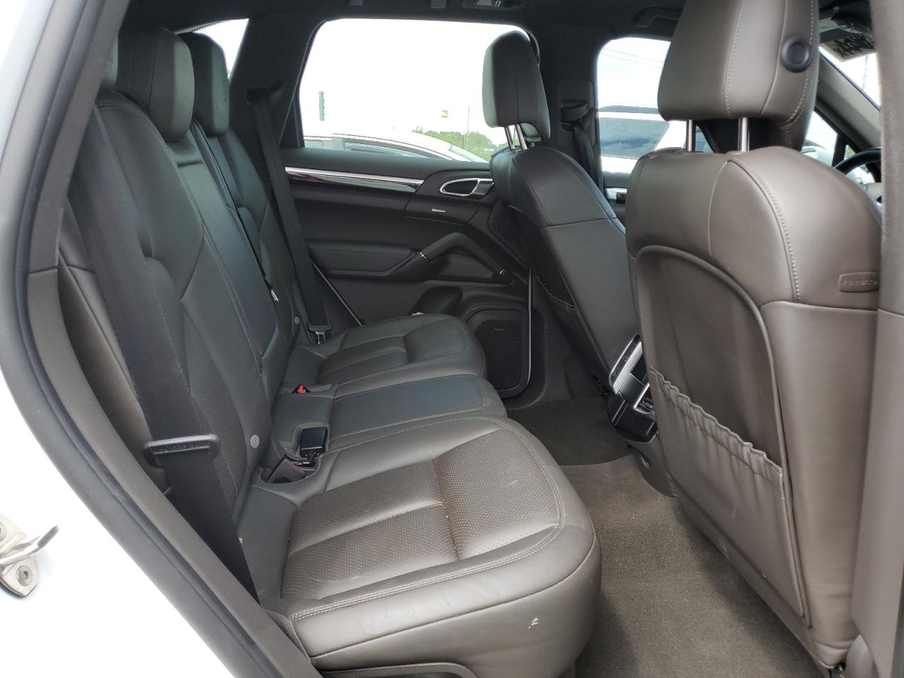 2017 Porsche Cayenne VIN: WP1AA2A24HKA81225 Lot: 55251585