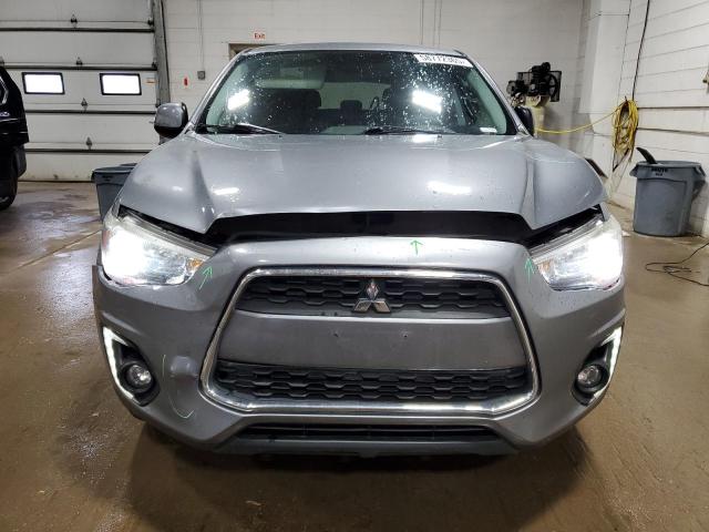  MITSUBISHI OUTLANDER 2015 Угольный