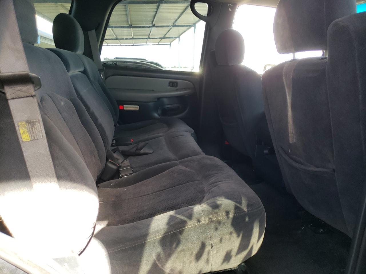 2002 Chevrolet Tahoe C1500 VIN: 1GNEC13V32J215385 Lot: 56666035