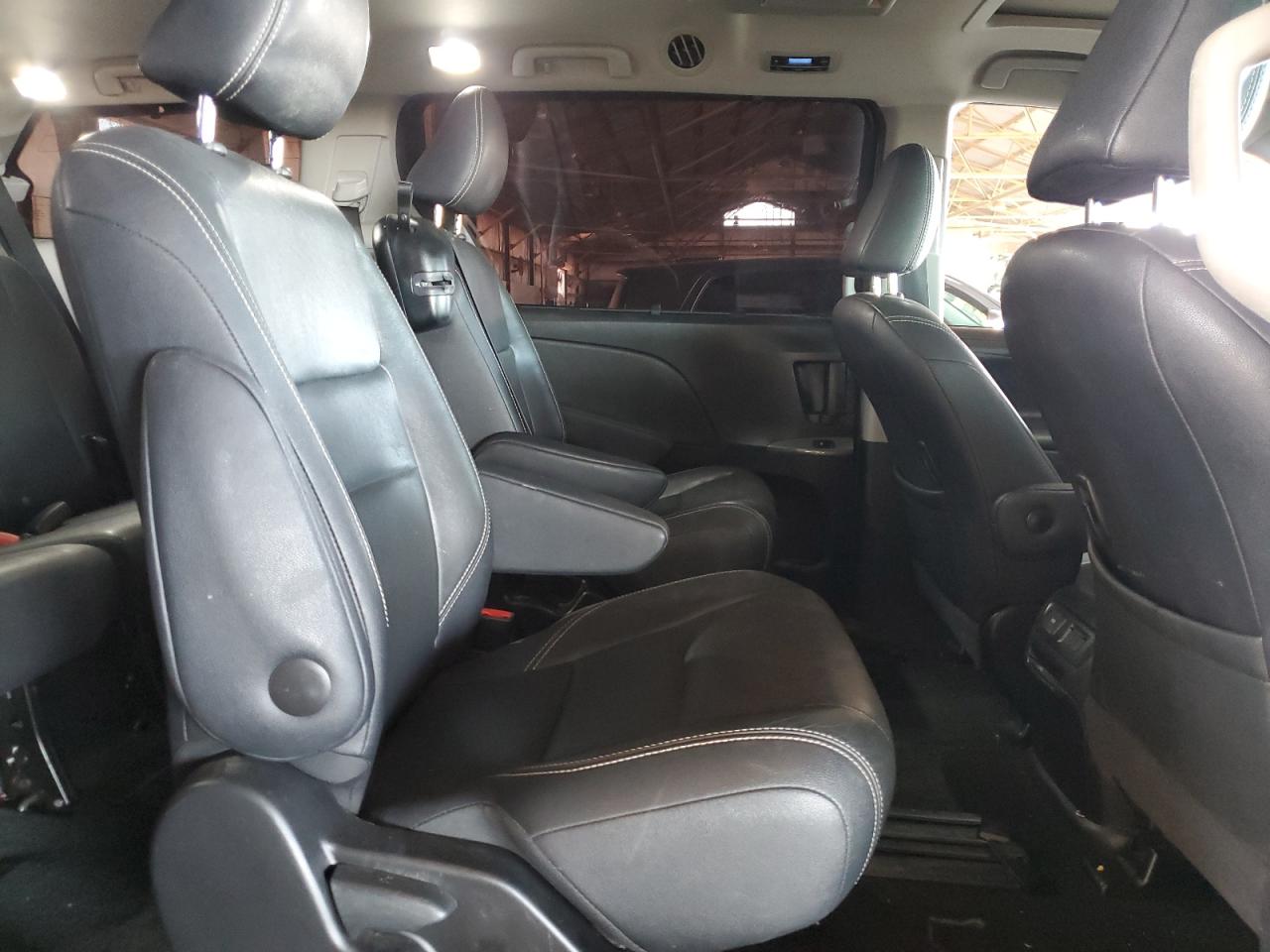 2017 Toyota Sienna Se VIN: 5TDXZ3DC7HS785250 Lot: 57009695