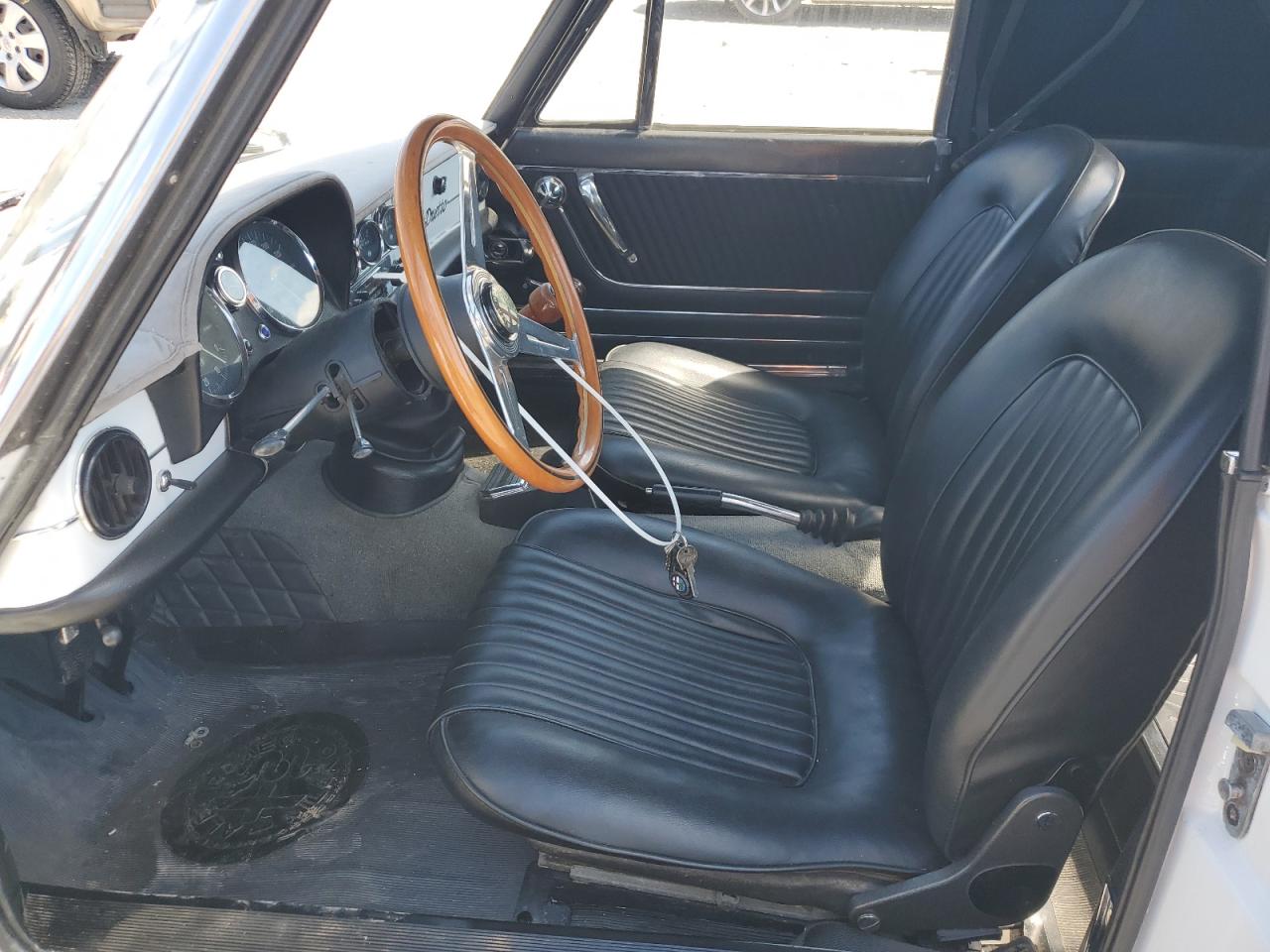 1966 Alfa Romeo Romeo Duet VIN: AR660868 Lot: 55660615