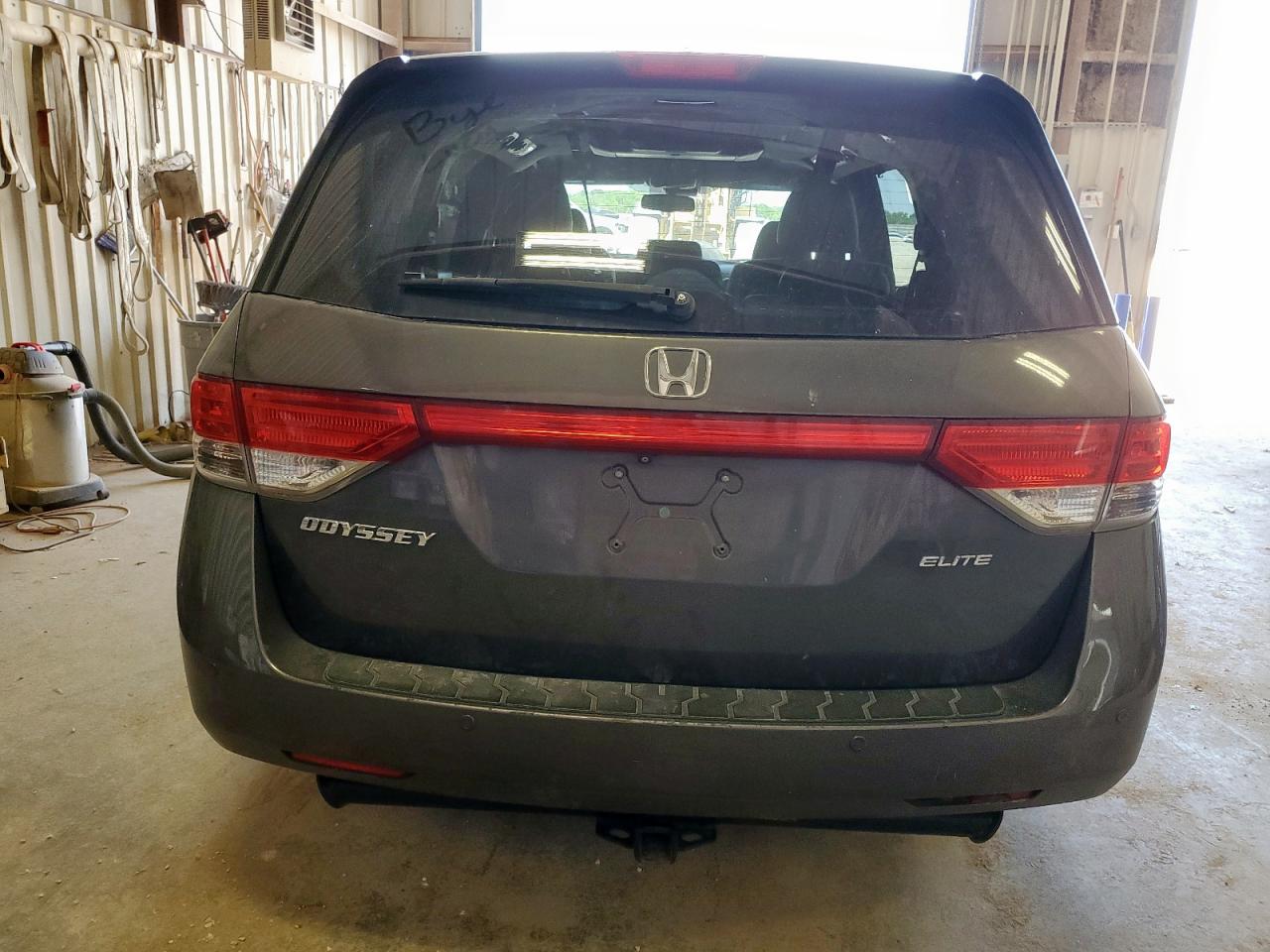 2015 Honda Odyssey Touring VIN: 5FNRL5H97FB089526 Lot: 55877255
