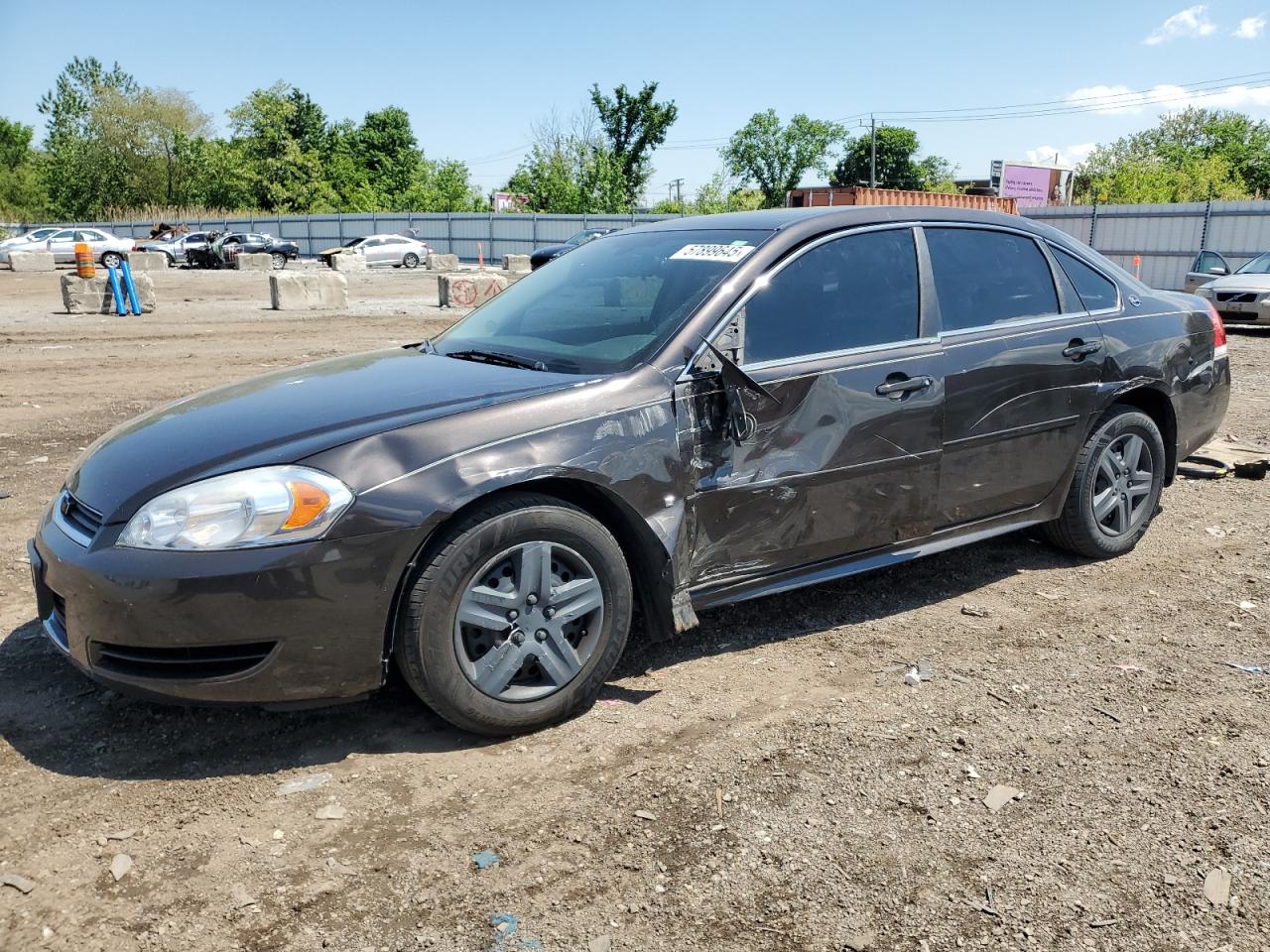 2009 Chevrolet Impala Ls للبيع في Chicago Heights، IL - Front End