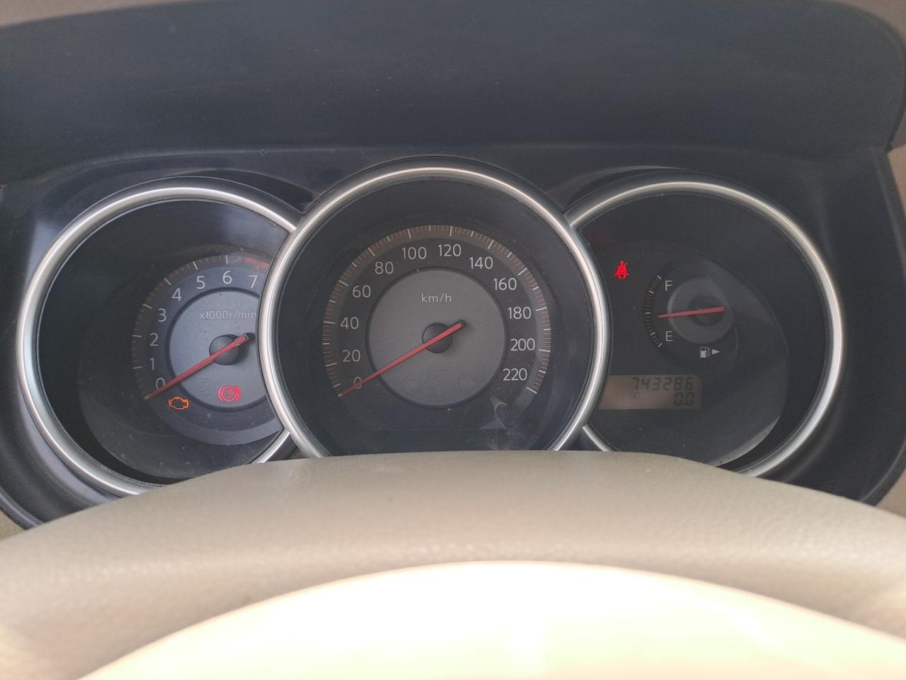 JN1CC11C18T008737 - 2006 Nissan Tiida - #57003175