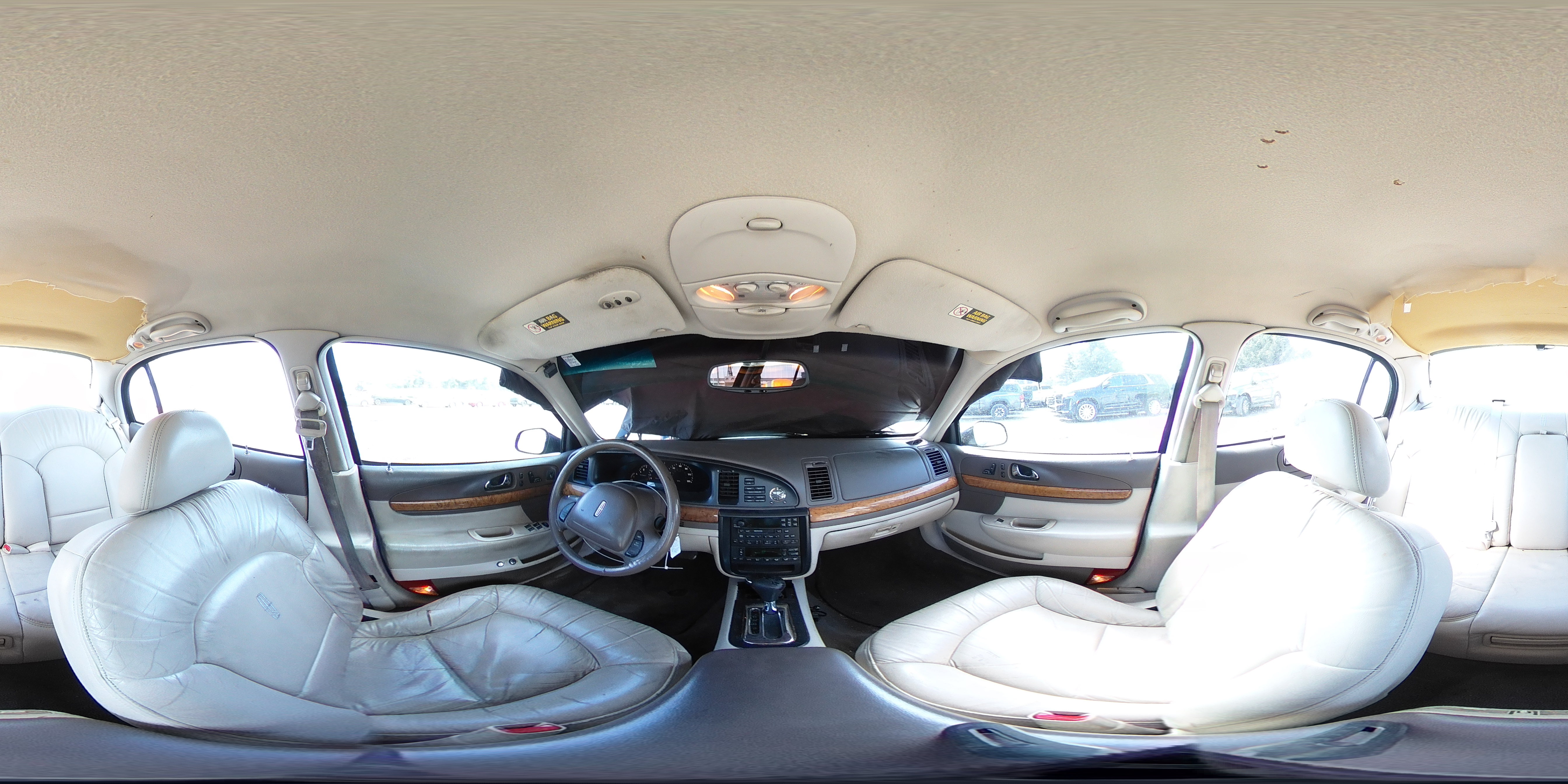 1999 Lincoln Continental VIN: 1LNHM97V2XY676602 Lot: 55109355