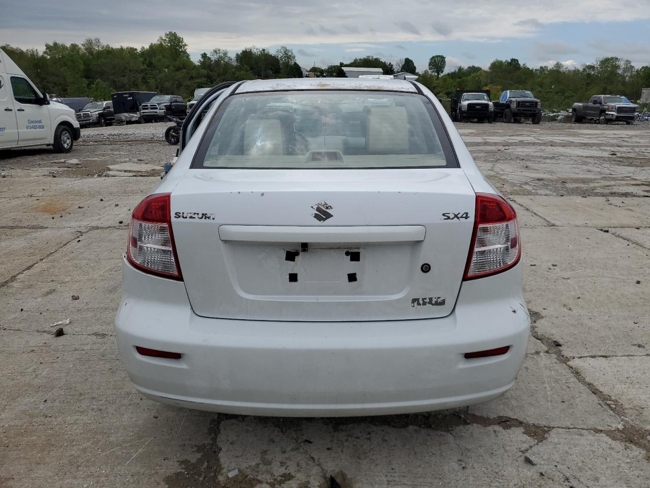 2011 Suzuki Sx4 Le VIN: JS2YC5A24B6303229 Lot: 55670405