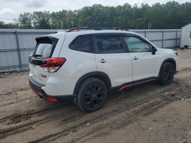  SUBARU FORESTER 2019 White