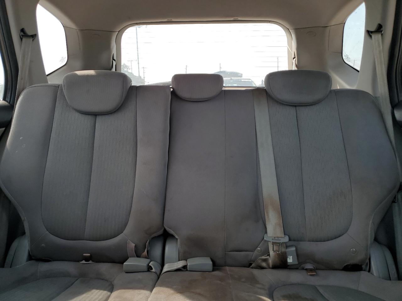 2008 Kia Rondo Base VIN: KNAFG525187173750 Lot: 55788255