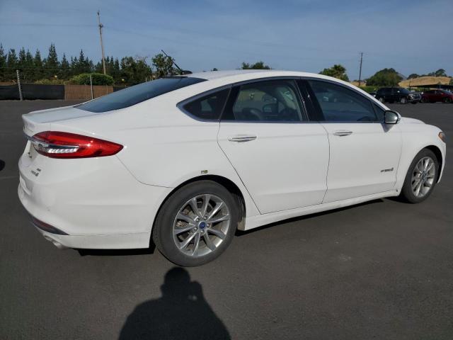 Седаны FORD FUSION 2017 Белый