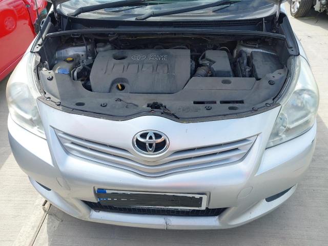 2009 TOYOTA VERSO T2 V