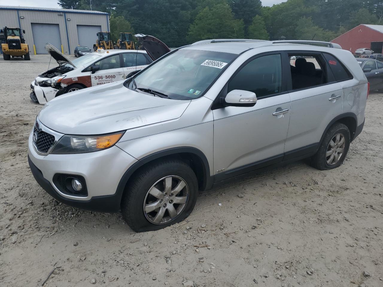Mendon, MA에서 판매 중인 2011 Kia Sorento Base - Vandalism