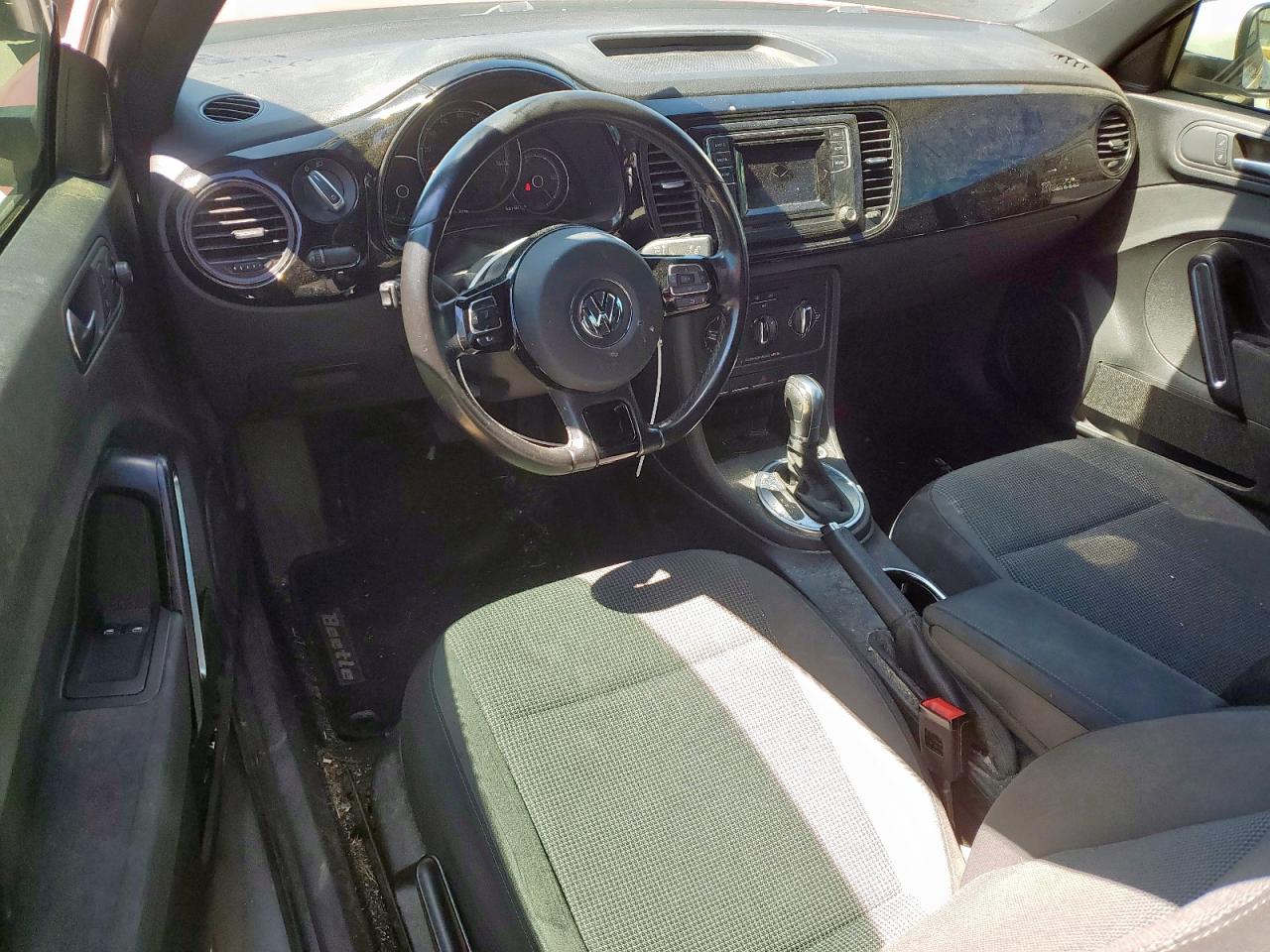 2019 Volkswagen Beetle S VIN: 3VWFD7AT5KM714154 Lot: 56848785