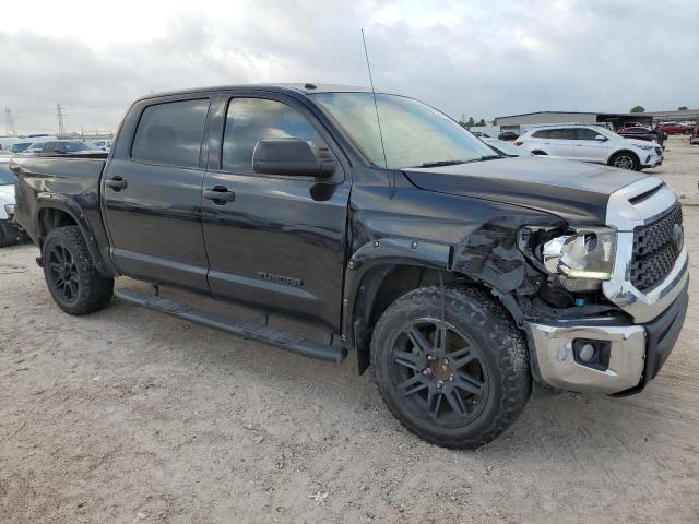  TOYOTA TUNDRA 2018 Czarny