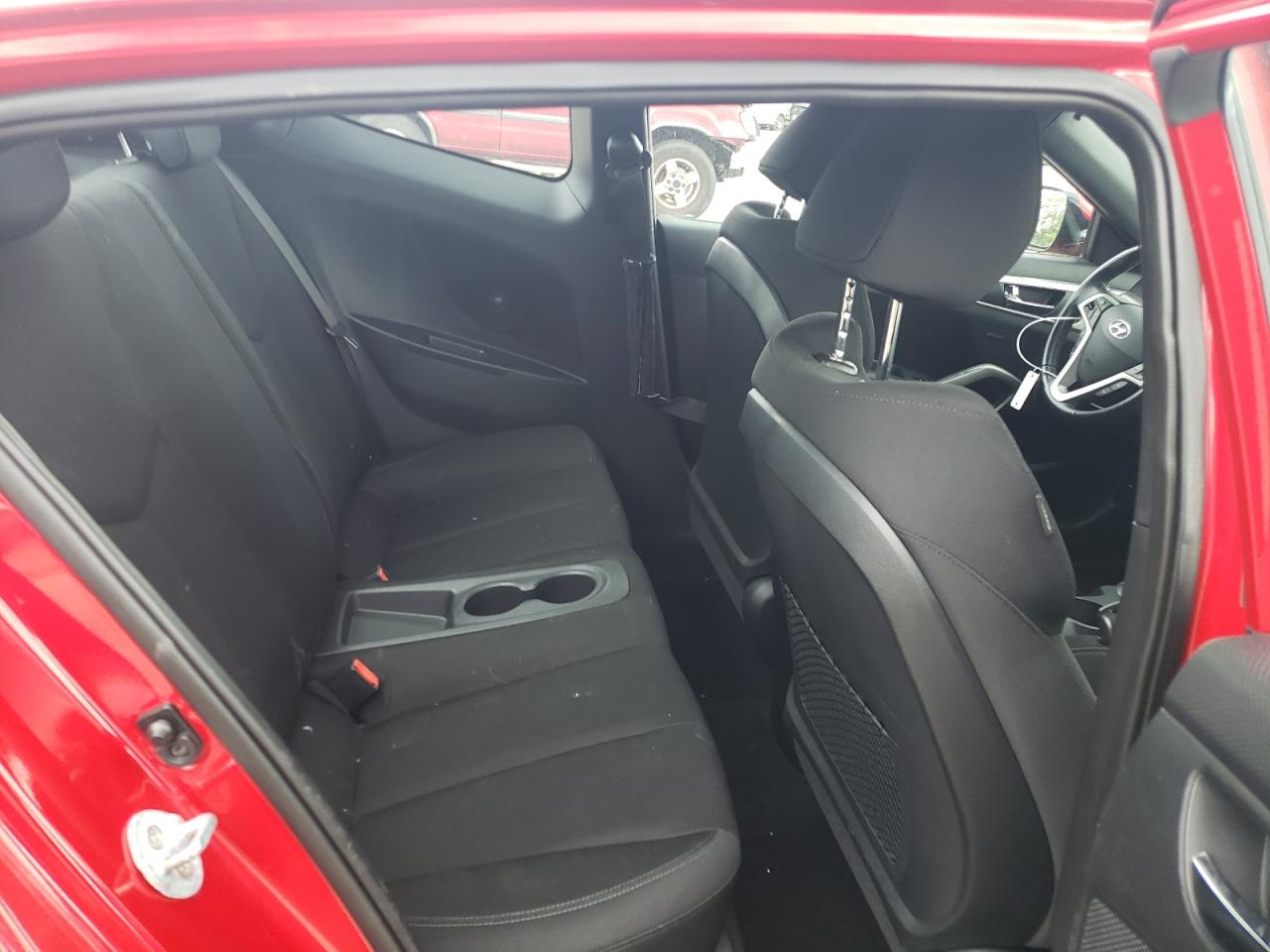 2017 Hyundai Veloster VIN: KMHTC6AD5HU318270 Lot: 58045155