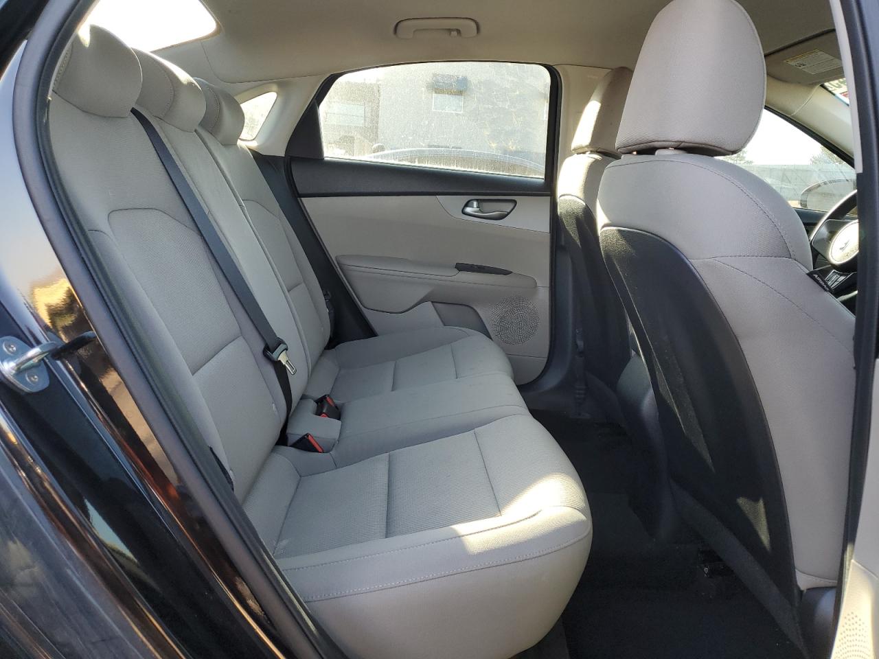 2021 Kia Forte Fe VIN: 3KPF24AD7ME373627 Lot: 55344245