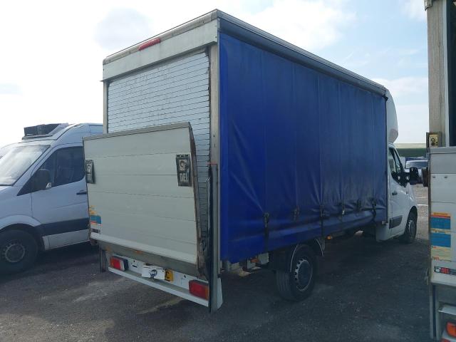 2017 RENAULT MASTER