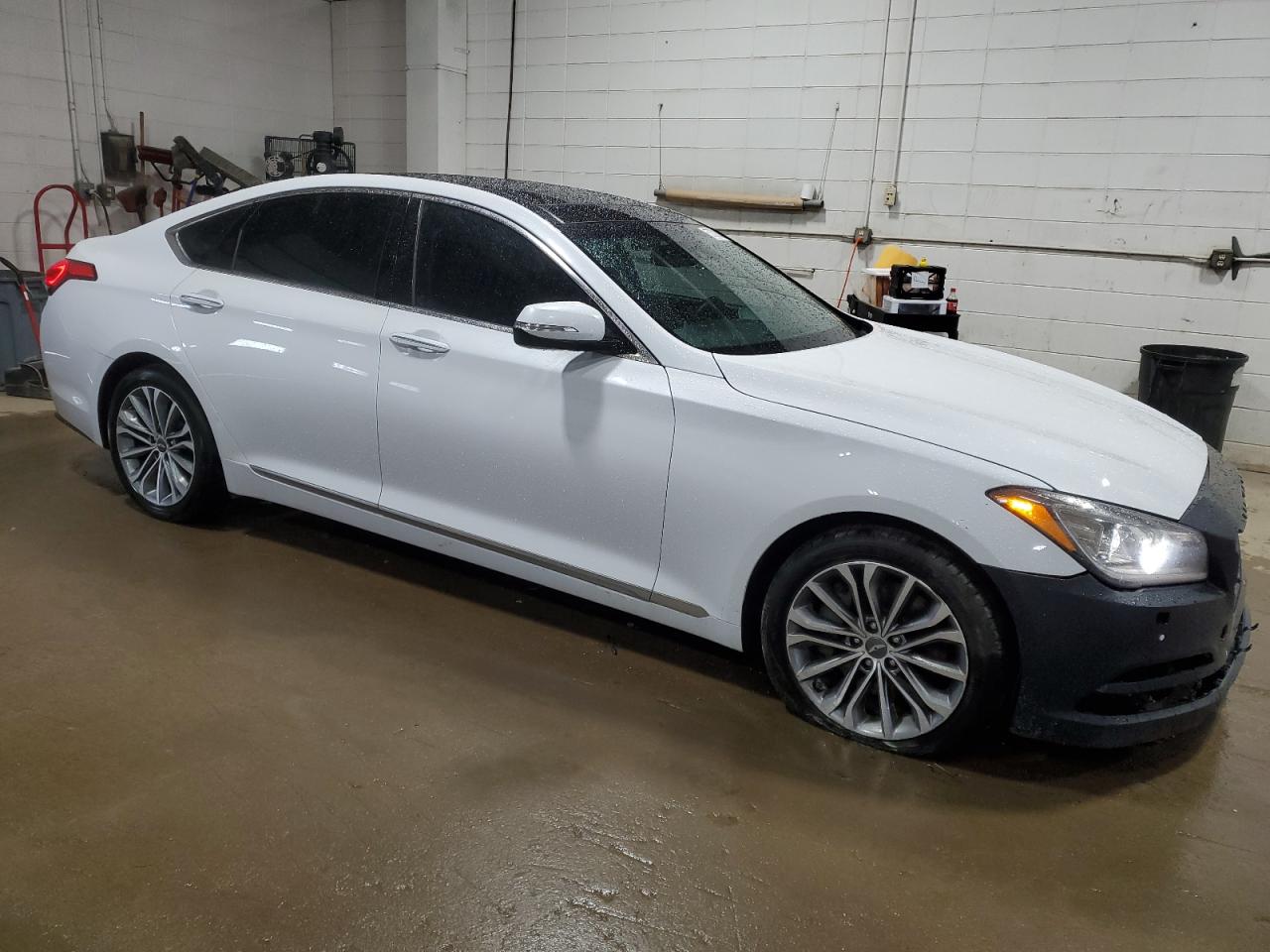 2015 Hyundai Genesis 3.8L VIN: KMHGN4JE9FU033268 Lot: 57321845