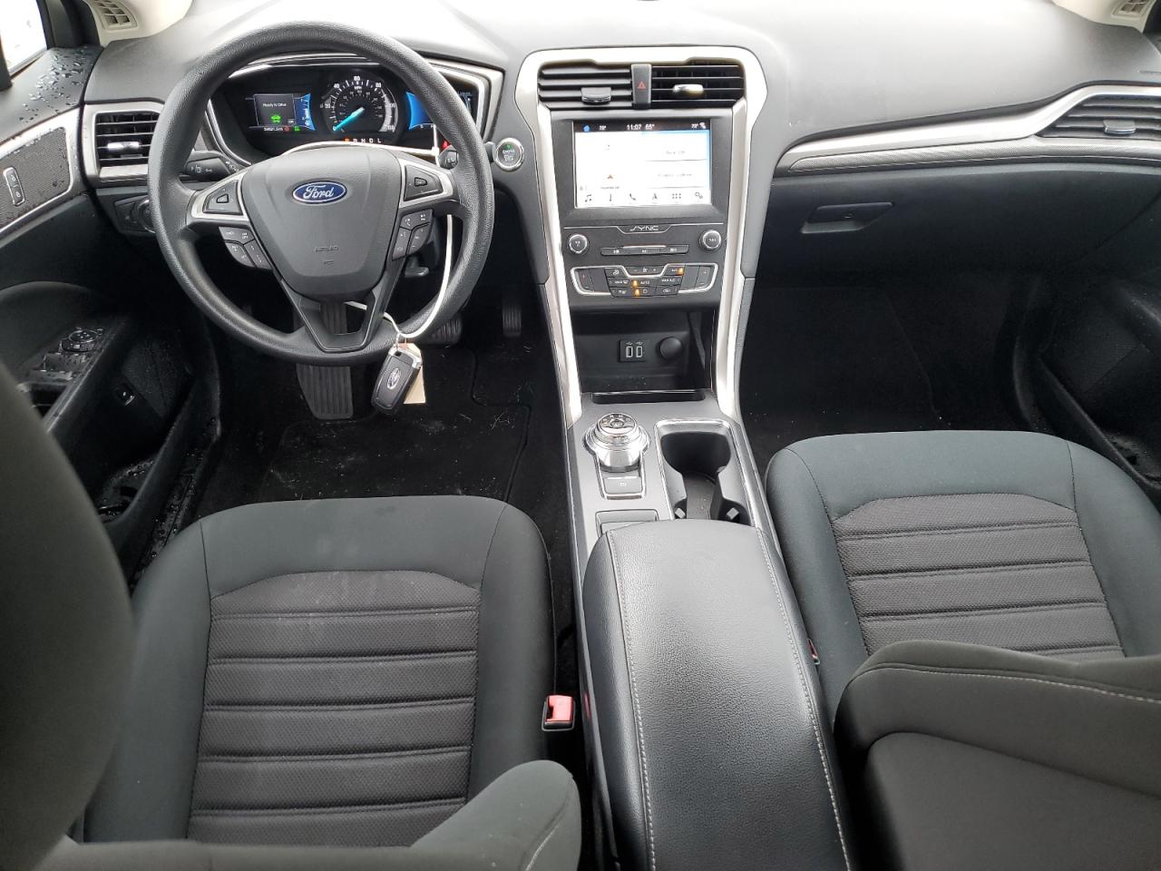 2019 Ford Fusion Se VIN: 3FA6P0LU3KR262074 Lot: 54030315