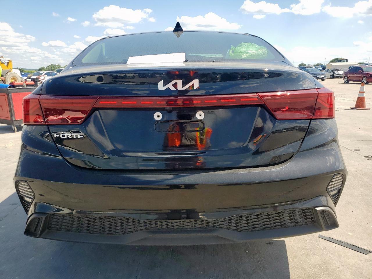2024 Kia Forte Lx VIN: 3KPF24AD1RE707996 Lot: 56749415