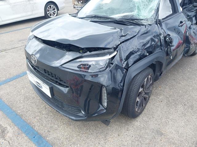 2024 TOYOTA YARIS CROS