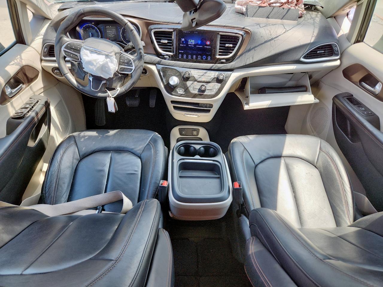2017 Chrysler Pacifica Touring L VIN: 2C4RC1BG7HR823203 Lot: 58727725