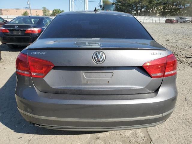  VOLKSWAGEN PASSAT 2013 Серый