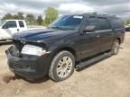 2011 Lincoln Navigator L for Sale in Elgin, IL - Front End