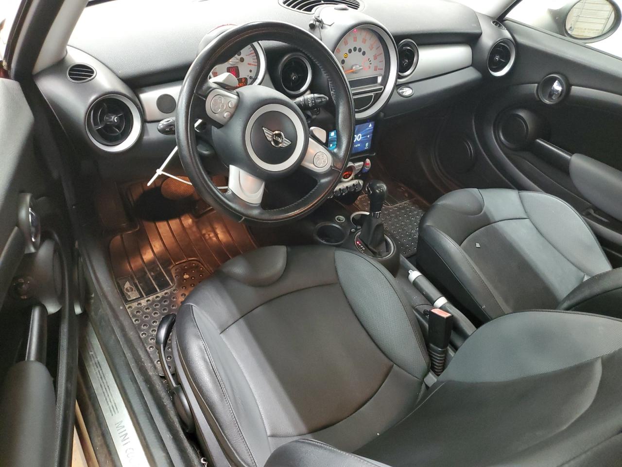2009 Mini Cooper Clubman VIN: WMWML33599TX33092 Lot: 57359005