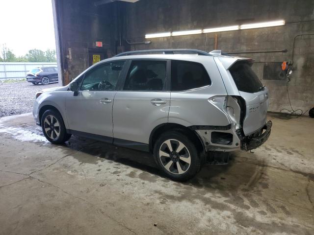  SUBARU FORESTER 2018 Серебристый