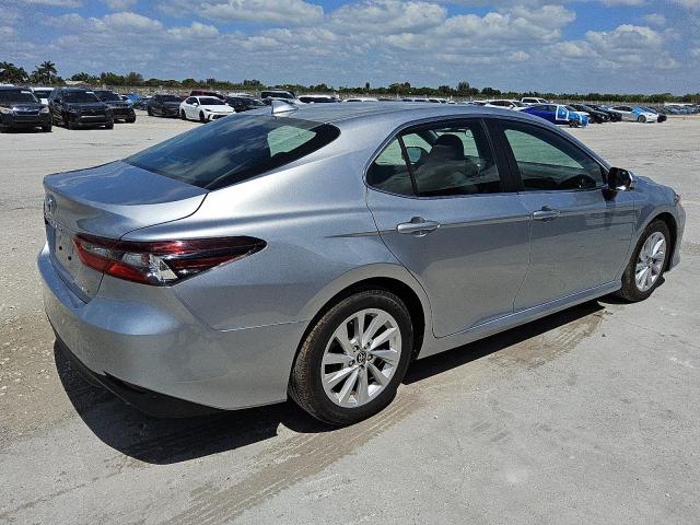  TOYOTA CAMRY 2024 Silver