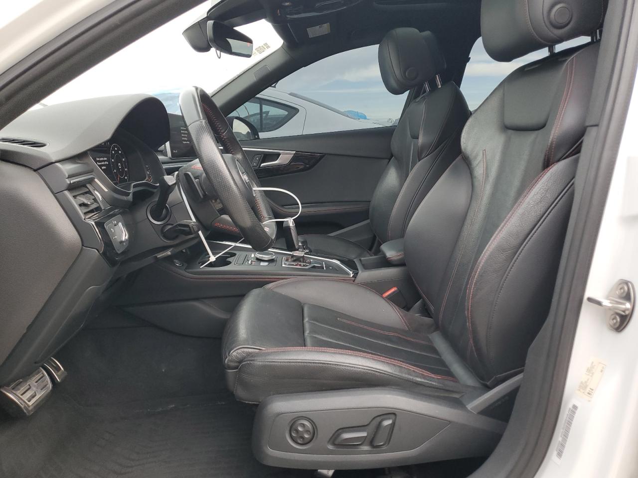 2018 Audi A4 Premium Plus VIN: WAUENAF41JA045609 Lot: 58598885