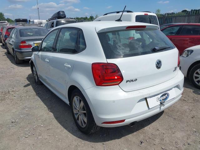 2015 VOLKSWAGEN POLO SE TS