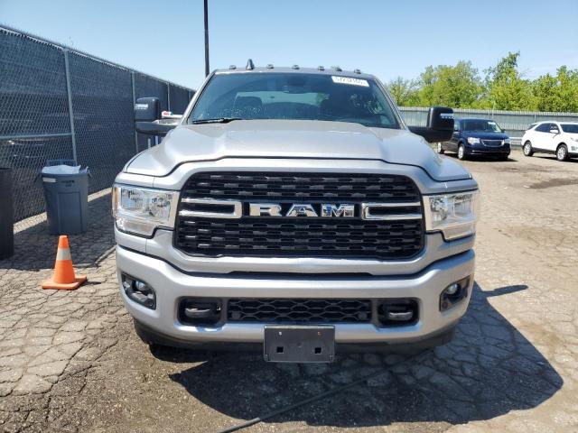  RAM 3500 2024 Srebrny
