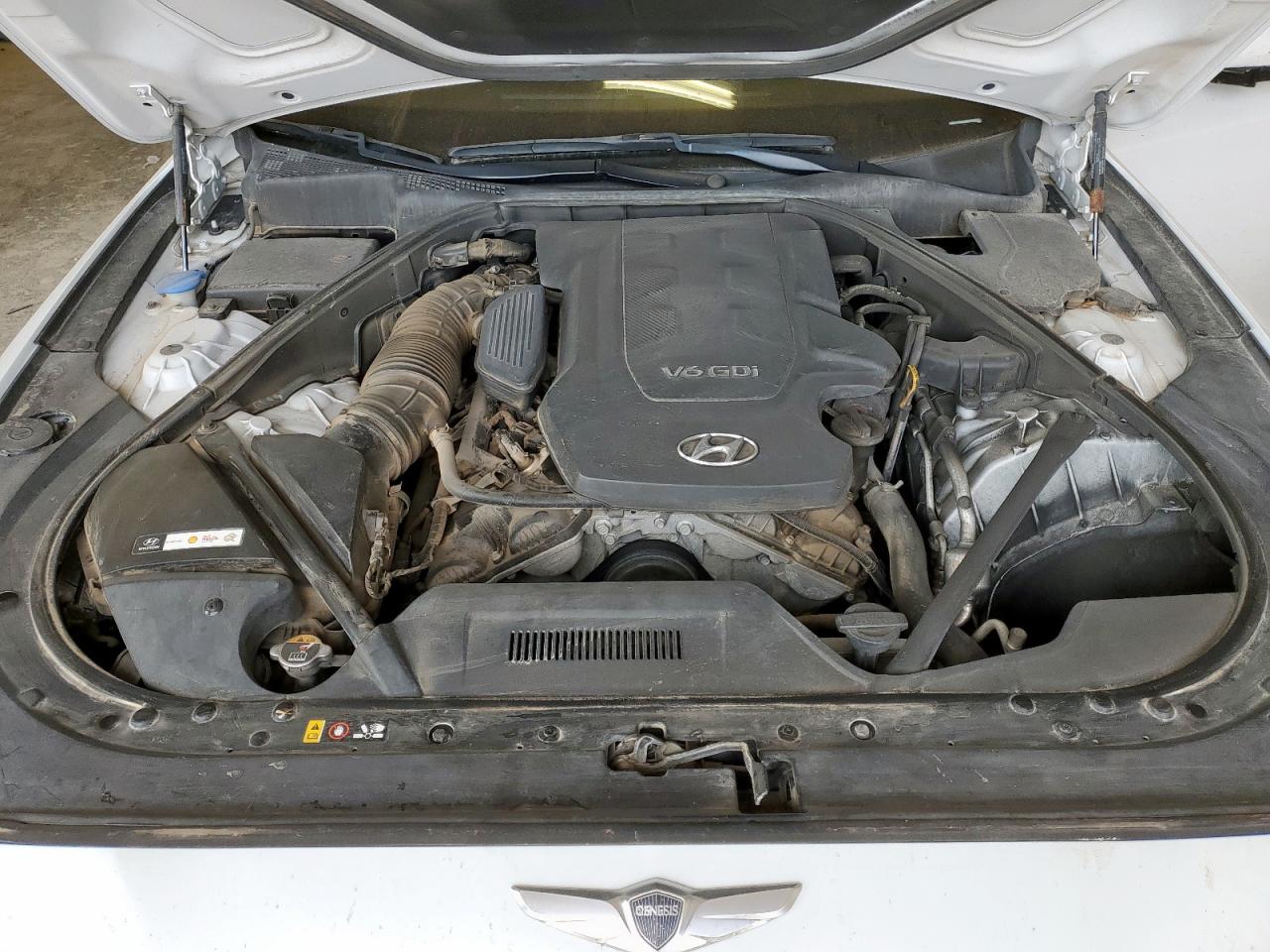 2015 Hyundai Genesis 3.8L VIN: KMHGN4JE4FU075847 Lot: 56488485