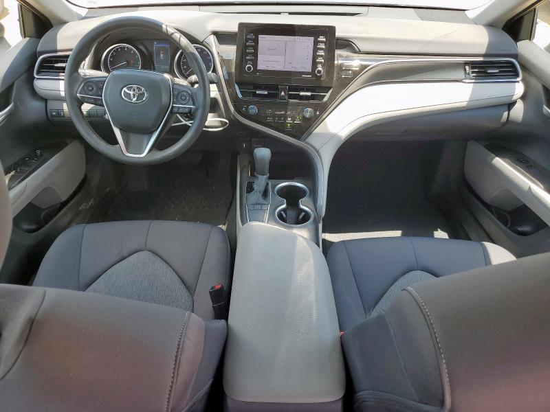  TOYOTA CAMRY 2023 Серебристый