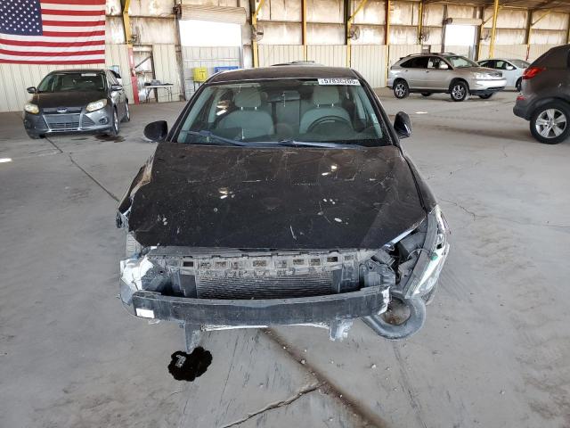  HYUNDAI ELANTRA 2017 Черный